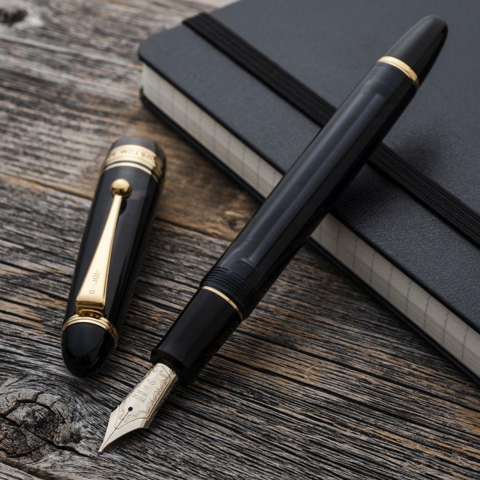 Pilot Custom 823 Fountain Pen - Transparent Black - Pure Pens